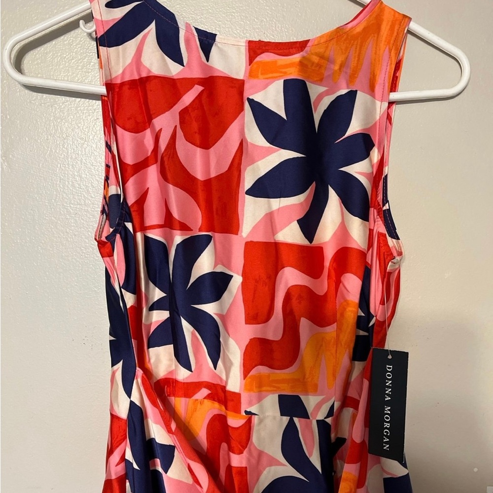 Donna MorganSilk Floral Sleeveless Dress